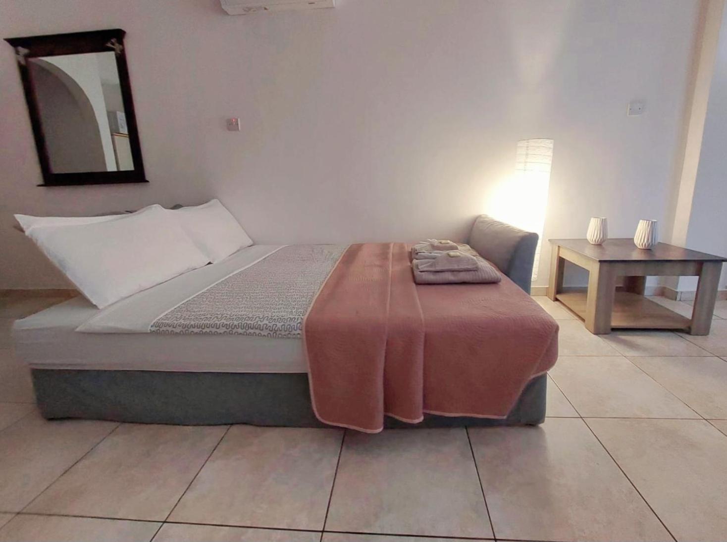 Joanne'S Cosy 1 Bdrm Apt Paphos Buitenkant foto