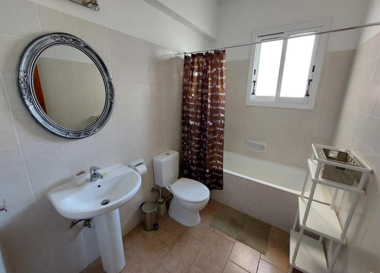 Joanne'S Cosy 1 Bdrm Apt Paphos Buitenkant foto